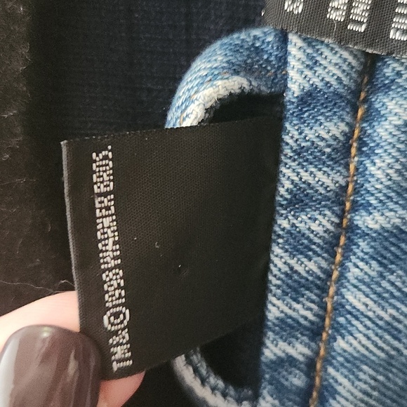 Vintage Warner Brothers Looney Tunes denim jacket - Picture 7 of 8